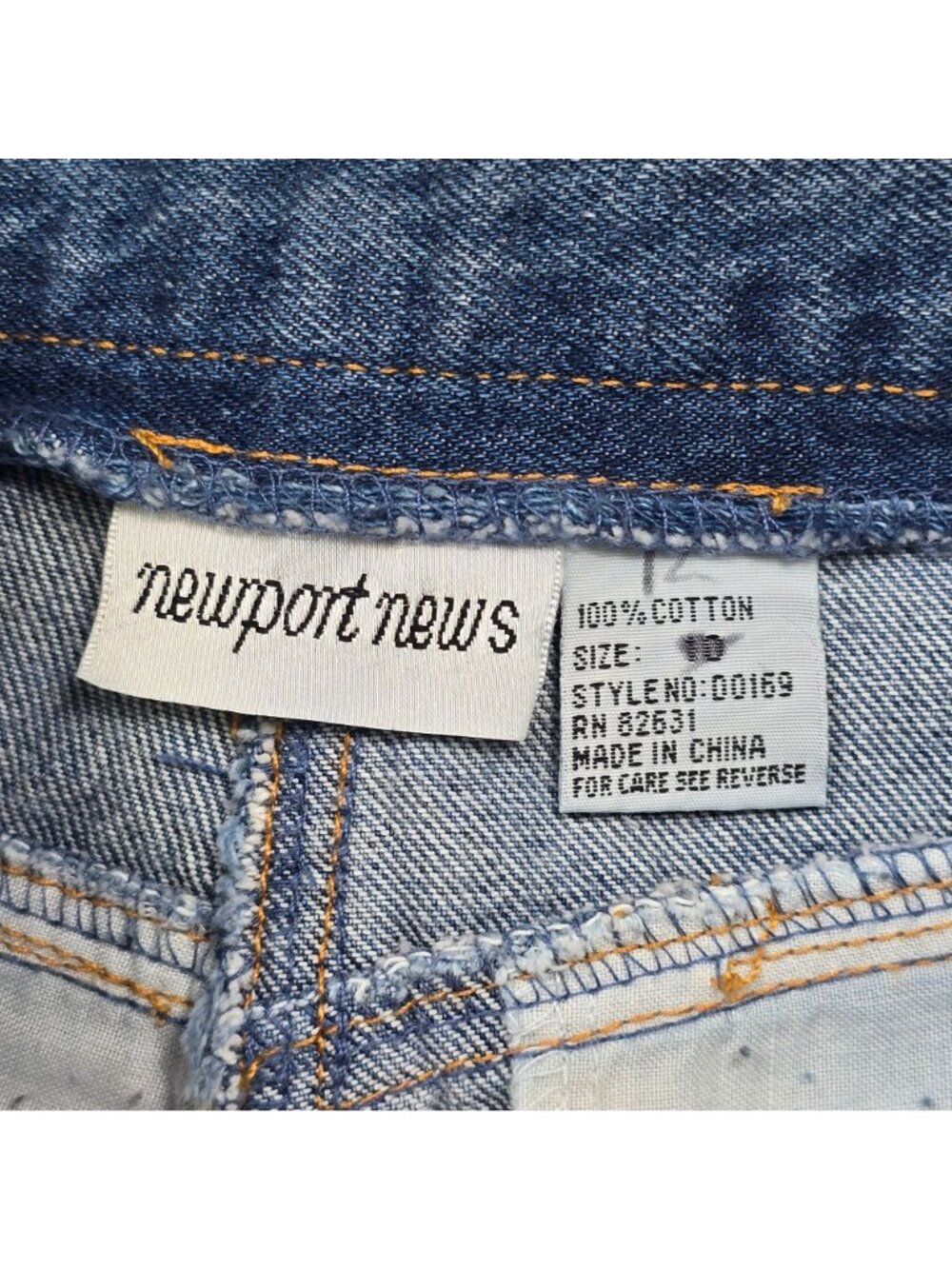 Vintage Newport News Size 10 Denim Embroidered Straight Leg Jeans Blue Casual - Picture 2 of 5